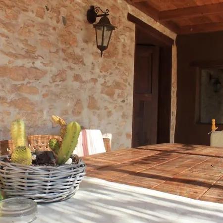 Typisches Kanarisches Steinhaus Mit Privatem Pool In By Interhome * Tuineje