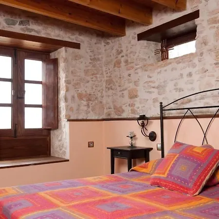 Typisches Kanarisches Steinhaus Mit Privatem Pool In By Interhome Tuineje